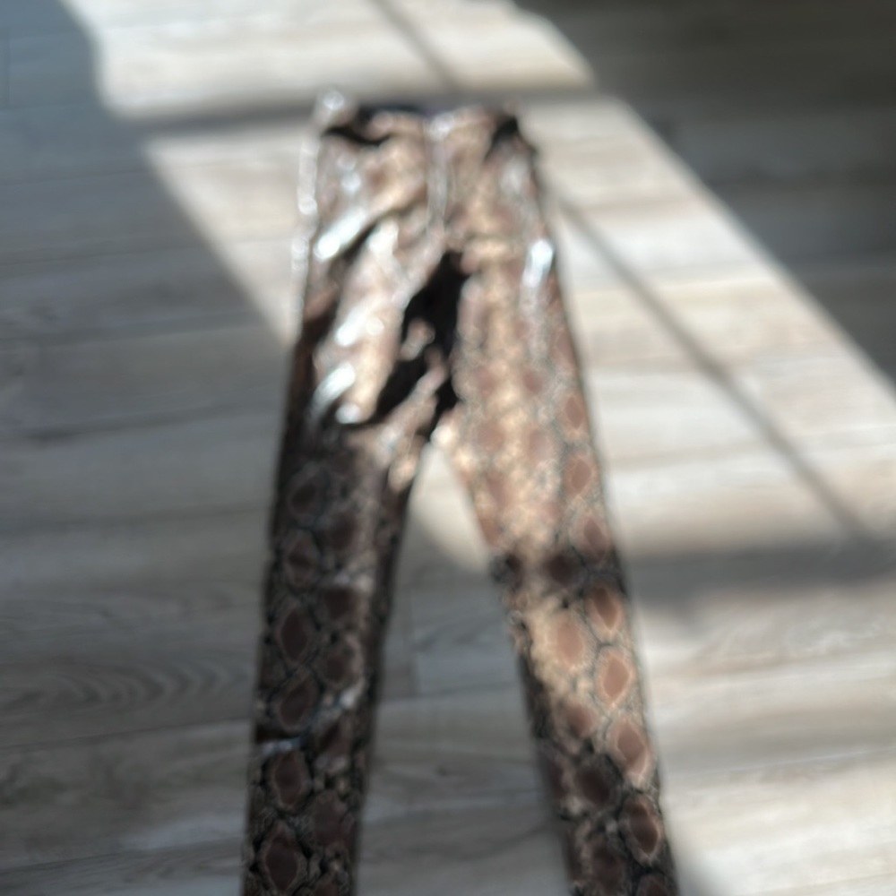 Commando snakeskin leggings